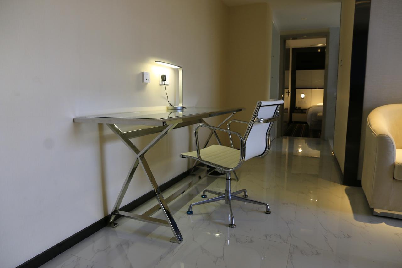 D•Mark Hotel Гуйян Экстерьер фото